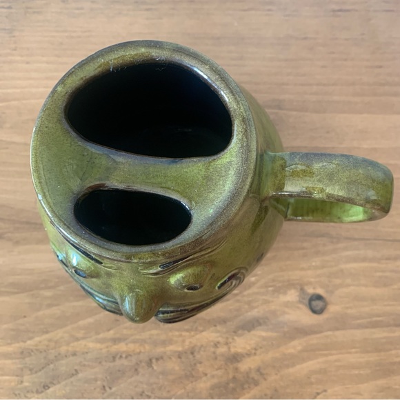 Vintage Holiday Designs USA Green Handlebar Mustache Ceramic Shaving Mug - Picture 8 of 15